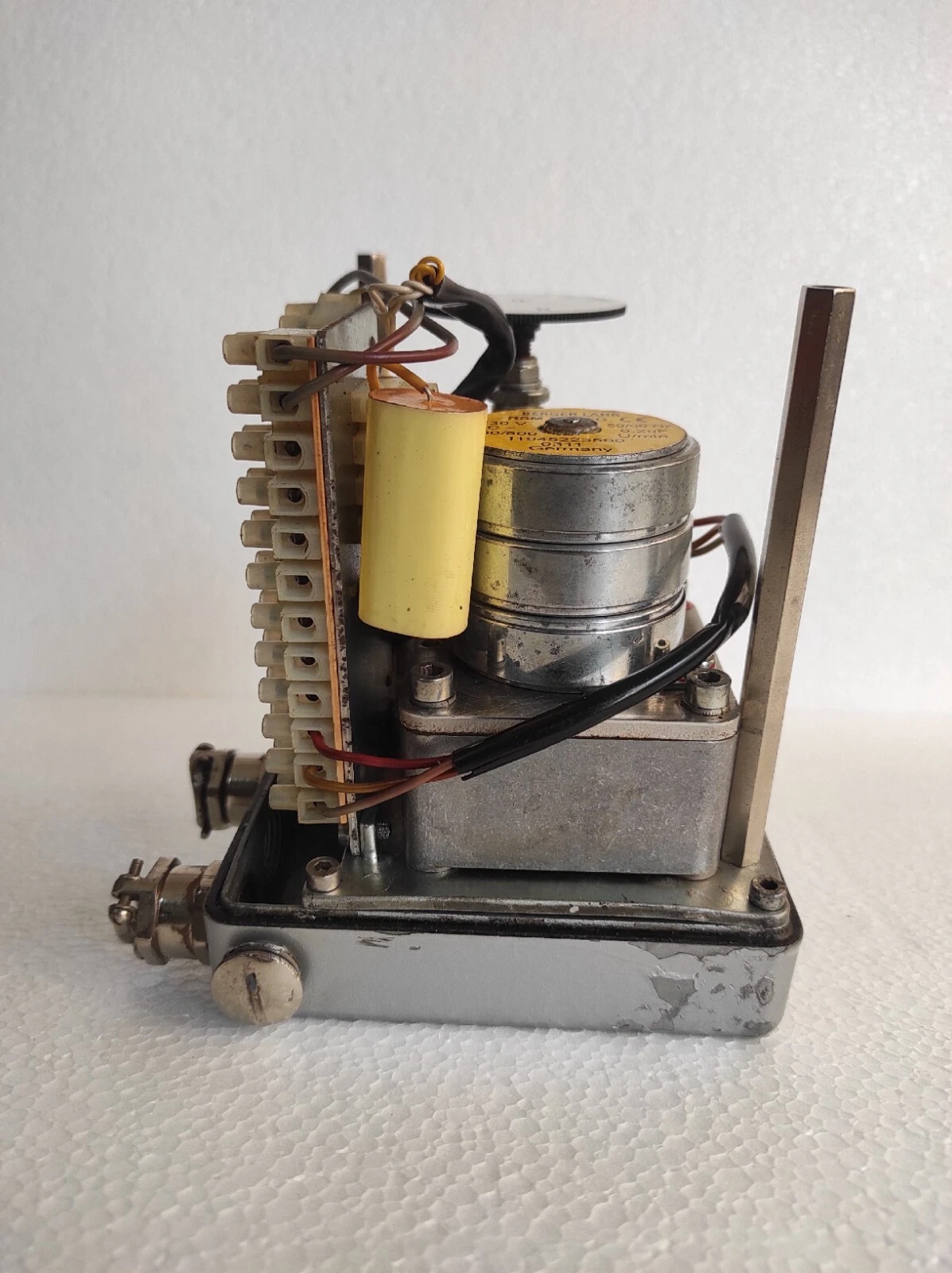 admin/uploads/uploads/Saacke Drehantrieb Servo Motor_5.webp